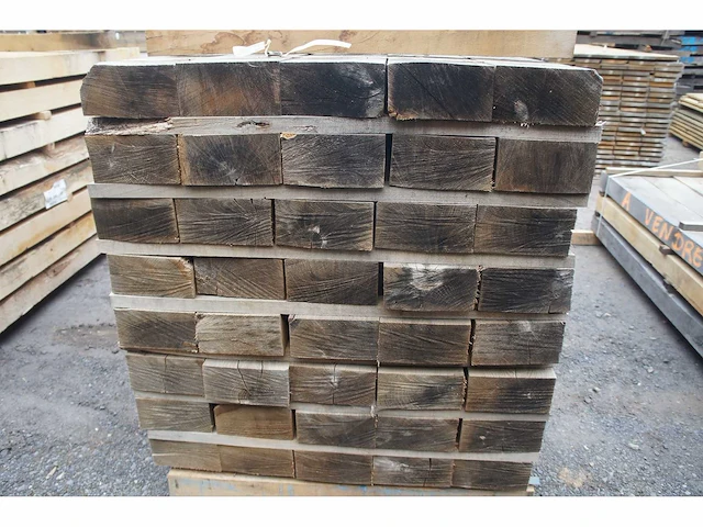 0,88 m³ industrieel eiken balken 100x200 - afbeelding 3 van  5