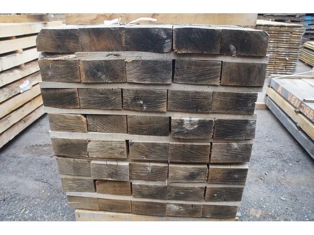 0,88 m³ industrieel eiken balken 100x200 - afbeelding 3 van  5