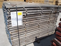 0,95 m³ eiken planken 30mm rustiek - afbeelding 1 van  4