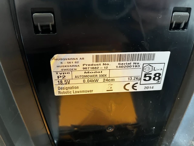 1 2de hands robot grasmaaier husqvarna automower 330x - afbeelding 12 van  14