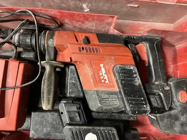 1 accu klopboorhamer hilti te 5a - afbeelding 4 van  11