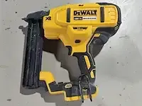 1 accu schietpistool dewalt dcn681 - afbeelding 1 van  4