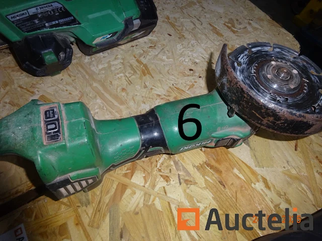 1 accu-slijpmachine, 1 accu-handcirkelzaag met accu maar zonder hikoki-oplader - afbeelding 2 van  5