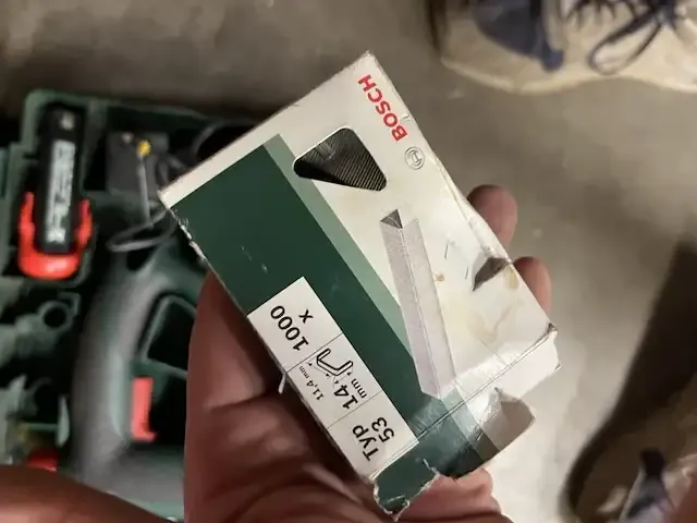 1 accu tacker nietmachine bosch ptk 3,6v - afbeelding 4 van  8