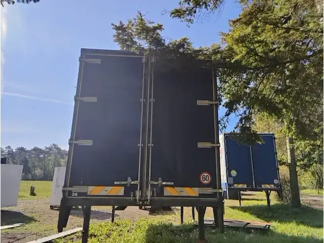 1 afzet meubelcontainer - afbeelding 9 van  12