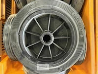 1 bak met wielen ø 25cm ± 13 stuks - afbeelding 2 van  2