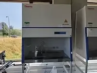 1 biologische veiligheidscabines thermo scientific msc-advantage 1.2 np:€ 8800 - afbeelding 2 van  9