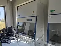 1 biologische veiligheidscabines thermo scientific msc-advantage 1.2 np:€ 8800 - afbeelding 4 van  9