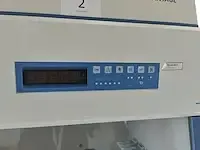 1 biologische veiligheidscabines thermo scientific msc-advantage 1.2 np:€ 8800 - afbeelding 4 van  7