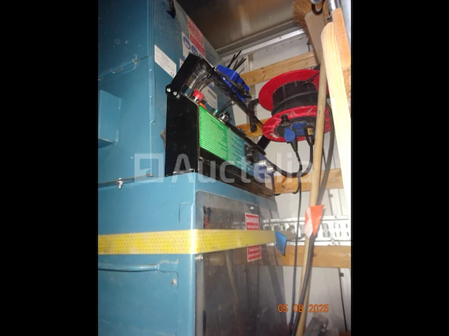 1 blaasvormkaardmachine met grote capaciteit voor alle soorten losse isolatie, merk krendl 2300 - afbeelding 3 van  8