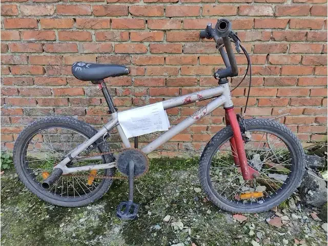 1 bmx-fiets decathlon - afbeelding 1 van  2