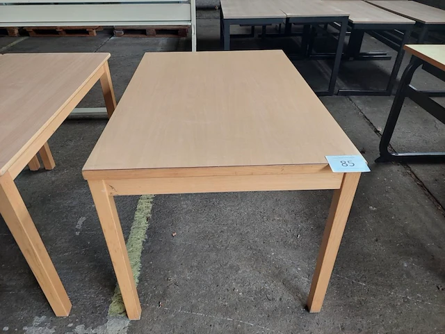 1 bureautafel - afbeelding 1 van  2
