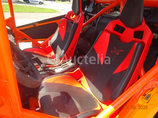 1 can am buggy, type maverick xfc turbo, draaiende motor - afbeelding 3 van  24