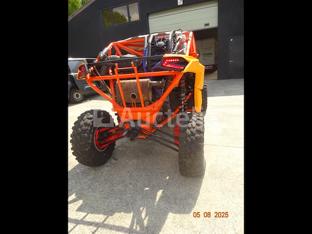 1 can am buggy, type maverick xfc turbo, draaiende motor - afbeelding 14 van  24