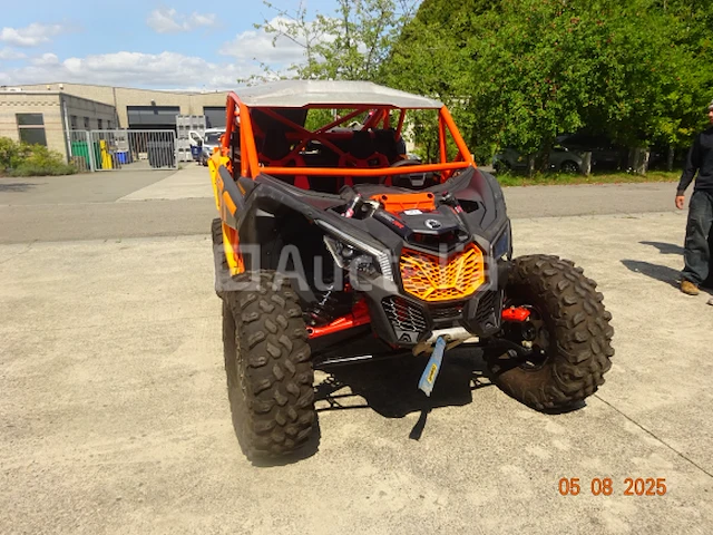 1 can am buggy, type maverick xfc turbo, draaiende motor - afbeelding 15 van  24
