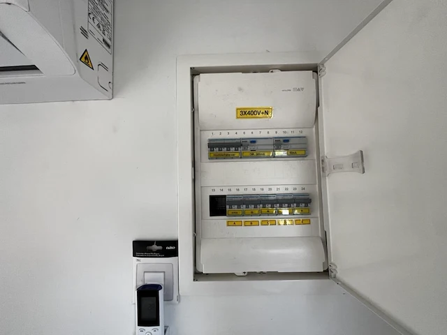1 container voor polyvalent gebruik - afbeelding 15 van  17