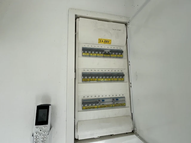 1 container voor polyvalent gebruik - afbeelding 20 van  21