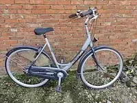 1 damesfiets altra thesis - afbeelding 1 van  3