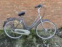 1 damesfiets avenue tigra - afbeelding 1 van  3