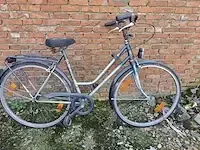 1 damesfiets prestige - afbeelding 1 van  2