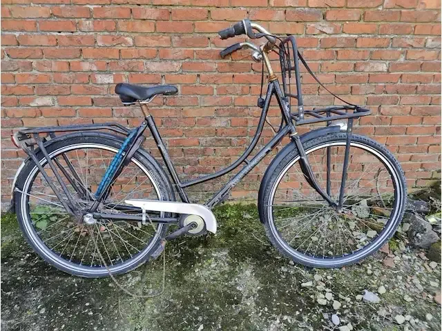 1 damesfiets r&b rotterdam - afbeelding 1 van  4