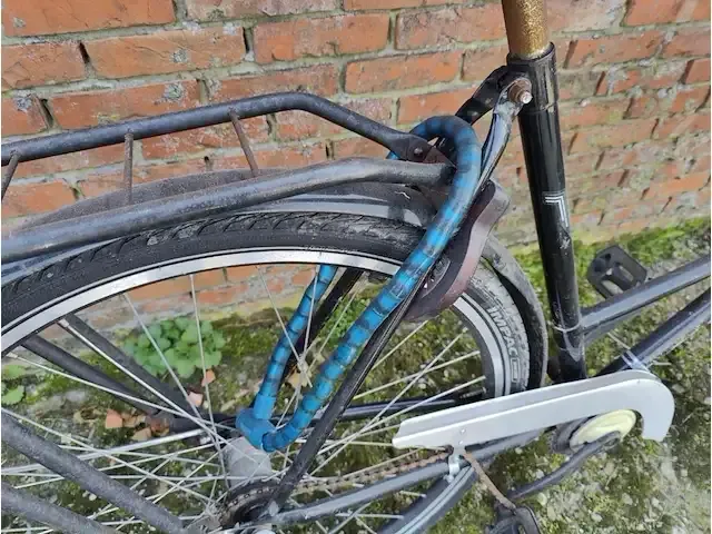 1 damesfiets r&b rotterdam - afbeelding 3 van  4