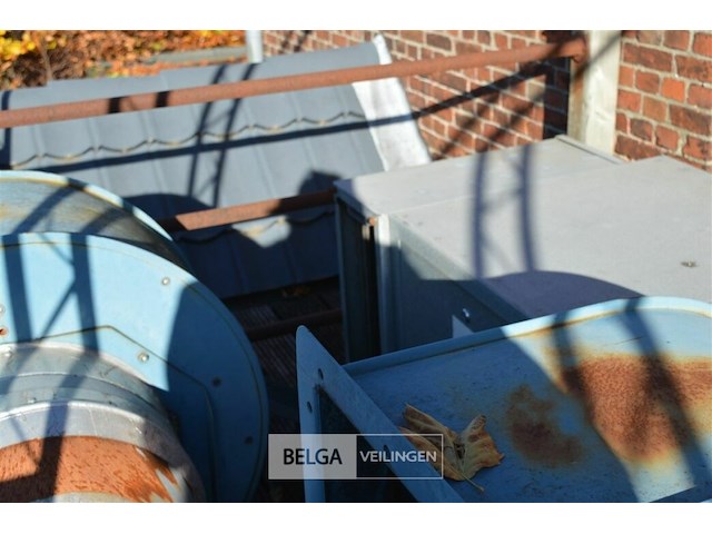 1 dampkap {zelf monteren op afspraak } 3,95x 1,10 en 1,83x1,10 - afbeelding 9 van  9