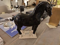 1 decoratief beeld paard black star flamant - afbeelding 1 van  2