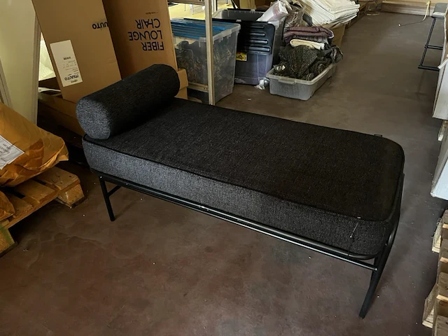 1 designbank hübsch - afbeelding 1 van  1