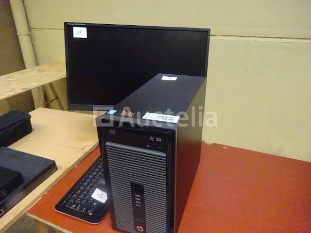 1 desktopcomputer met ilyama-monitor, muis, toetsenbord - afbeelding 5 van  7