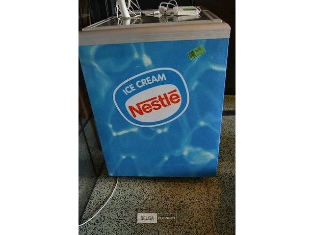 1 diepvrieskist ice cream nestle 220v - afbeelding 1 van  4