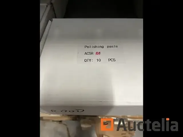 1 doos met 9 stuks rode polijst pasta - afbeelding 1 van  2