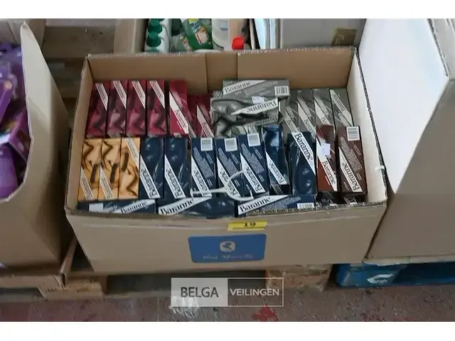 1 doos schoenblink baranne verschillende kleuren - afbeelding 1 van  2