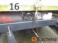 1 dubbelassige aanhangwagen, kantelbaar, elektromotor, 4-zijdig opklapbaar, chassis 194557001, afm. lengte 3m65/breedte 2m/zijhoogte 40cm/dissel lengte 1m60, geregistreerd qak 967. aanhanger verkocht met zijn inhoud inclusief drie houten bakken - afbeelding 7 van  7