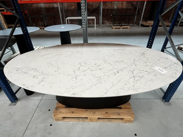 1 eettafel ovaal - afbeelding 3 van  3