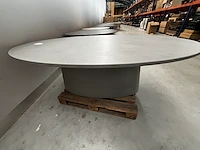 1 eettafel ovaal - afbeelding 1 van  3