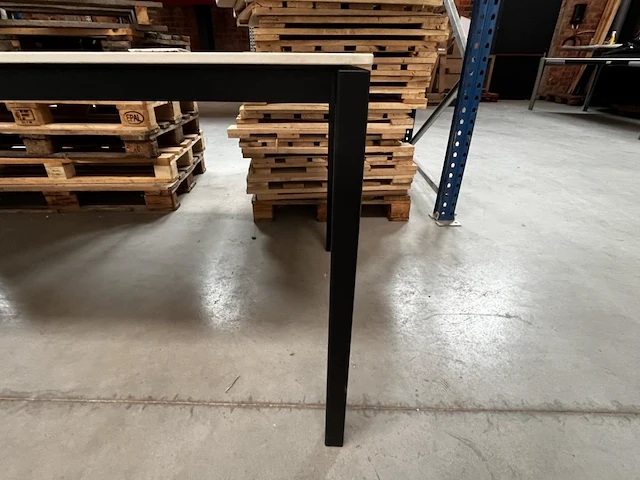 1 eettafel rechthoekig - afbeelding 2 van  4