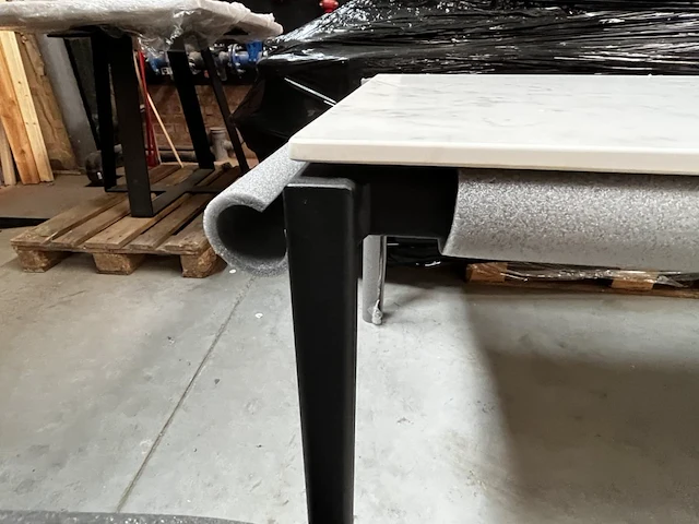 1 eettafel rechthoekig - afbeelding 2 van  3