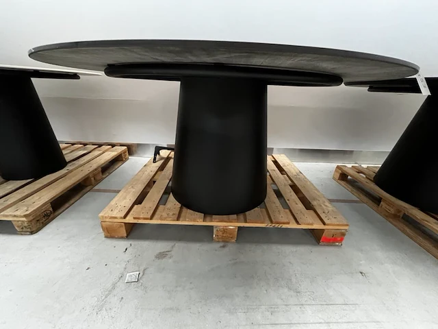 1 eettafel rond - afbeelding 2 van  3