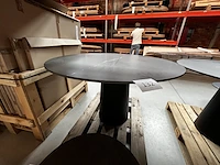 1 eettafel rond - afbeelding 1 van  3