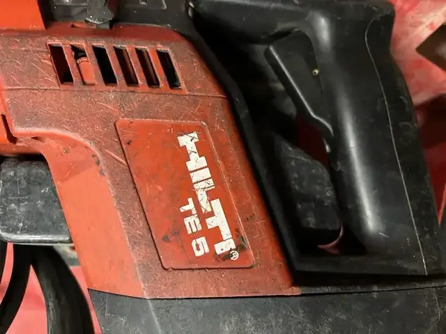 1 elektrische boormachine hilti te 5 - afbeelding 3 van  6