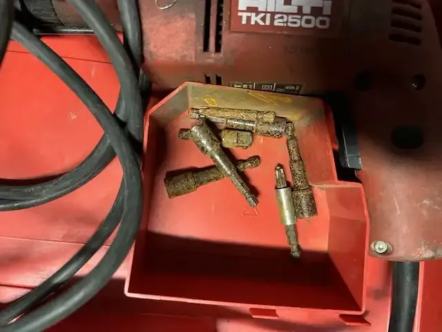 1 elektrische boormachine hilti tki 2500 - afbeelding 3 van  6