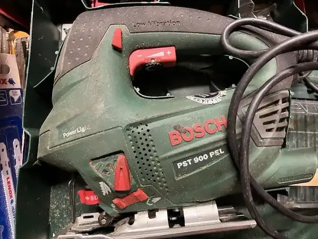 1 elektrische decoupeerzaag bosch pst 900 pel - afbeelding 4 van  6