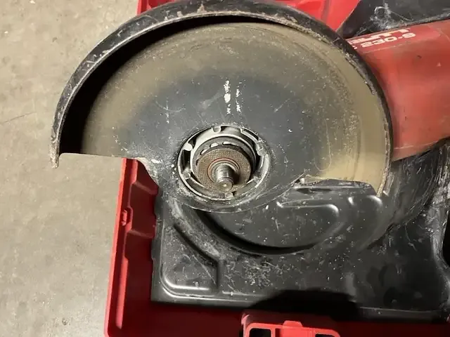 1 elektrische haakse slijper hilti dc 230-s - afbeelding 8 van  9
