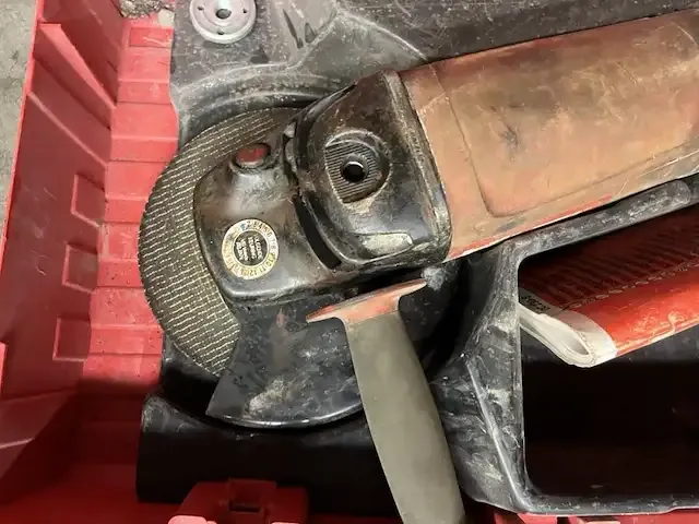 1 elektrische haakse slijper hilti dc 230-s - afbeelding 2 van  7