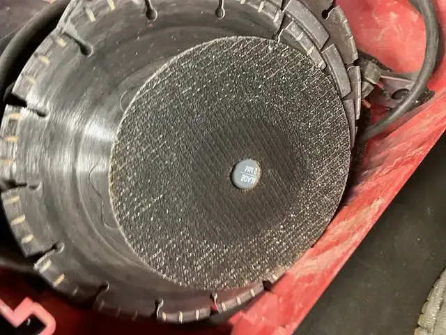 1 elektrische haakse slijper hilti dc 230-s - afbeelding 6 van  7
