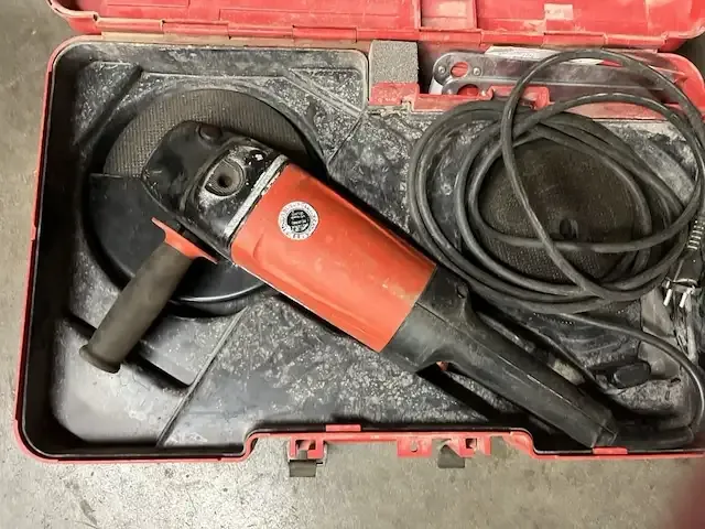 1 elektrische haakse slijper hilti dc 230-s - afbeelding 1 van  9