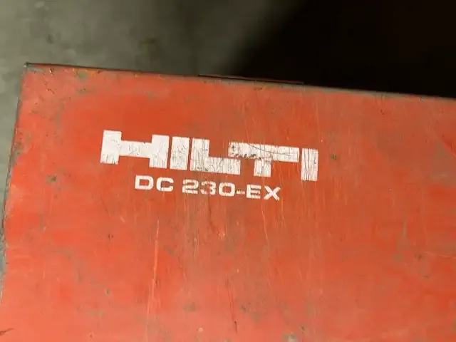 1 elektrische haakse slijper hilti dc 230-s - afbeelding 6 van  8