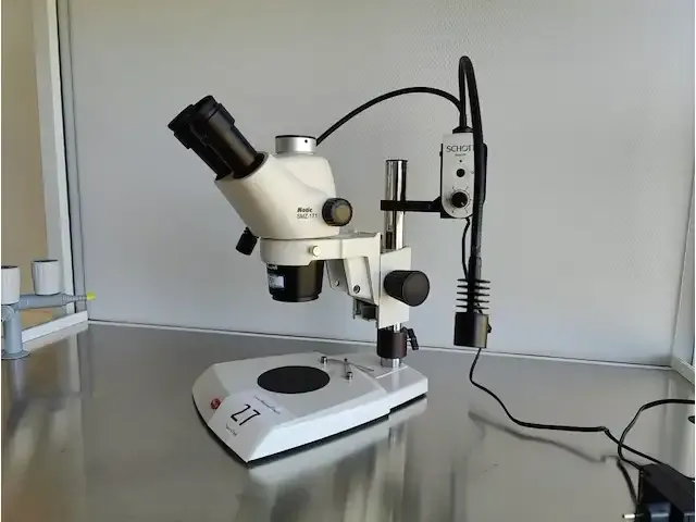 1 elektrische microscoop motic smz 171 np: € 2000 - afbeelding 1 van  10