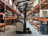 1 elektrische stapelaar crown esr 5000 series - afbeelding 5 van  19